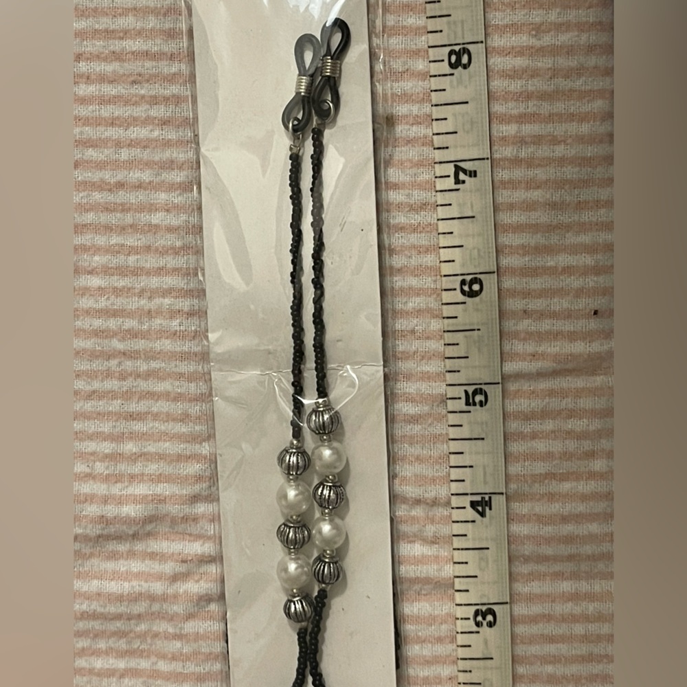 Eyeglasses cord